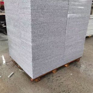 福州 芝麻白火烧面1.8厚300*600地铺石，尺寸标准，厚薄均匀