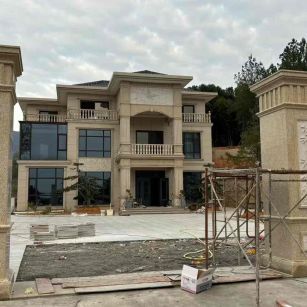 福州 黄金麻花岗岩别墅雕花外墙干挂配上门口雕花罗马柱