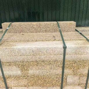 福州 黄金麻花岗岩石材机切面栏杆料半成品