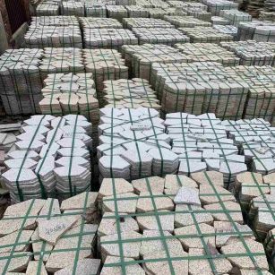 福州 黄金麻白麻花岗岩荔枝面地铺石(冰裂纹)