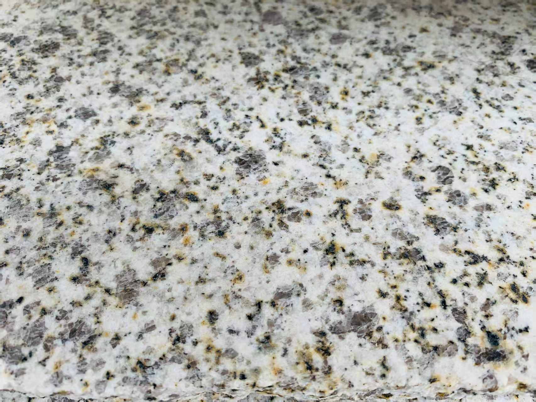 福州 黄金麻花岗岩石材浅黄光面