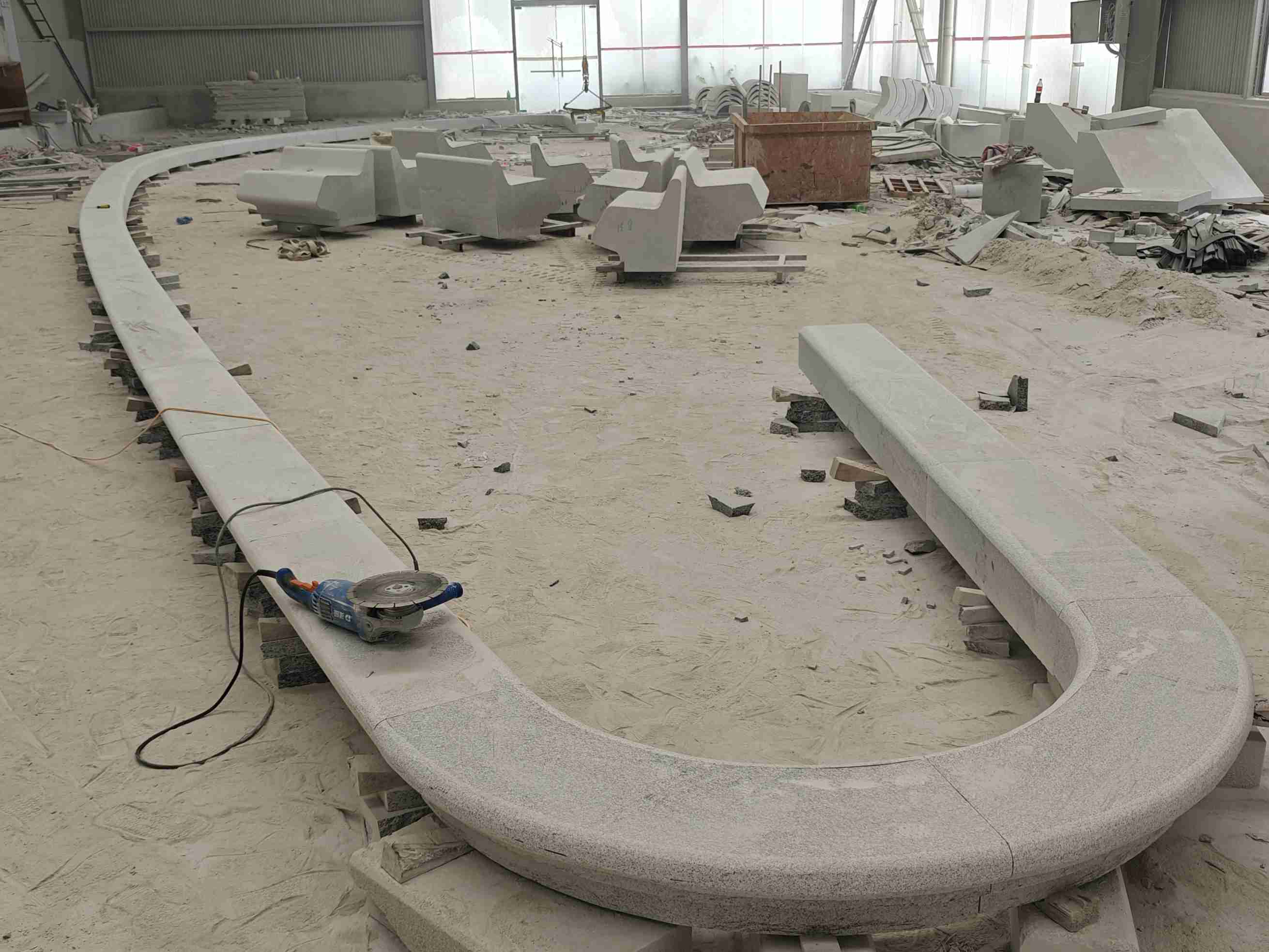 福州 芝麻白花岗岩弧形花坛石，坐凳石