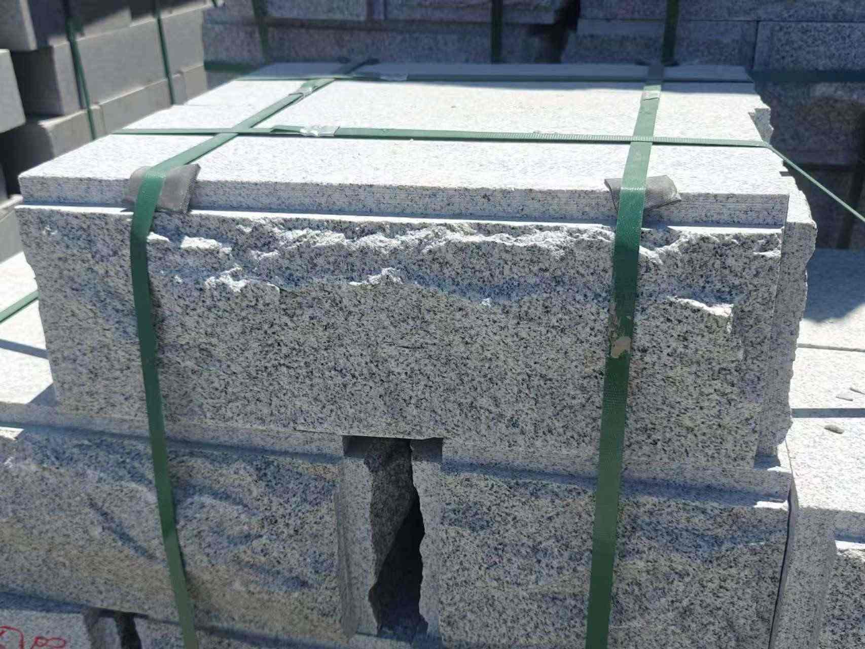 福州 芝麻白花岗岩自然面成品