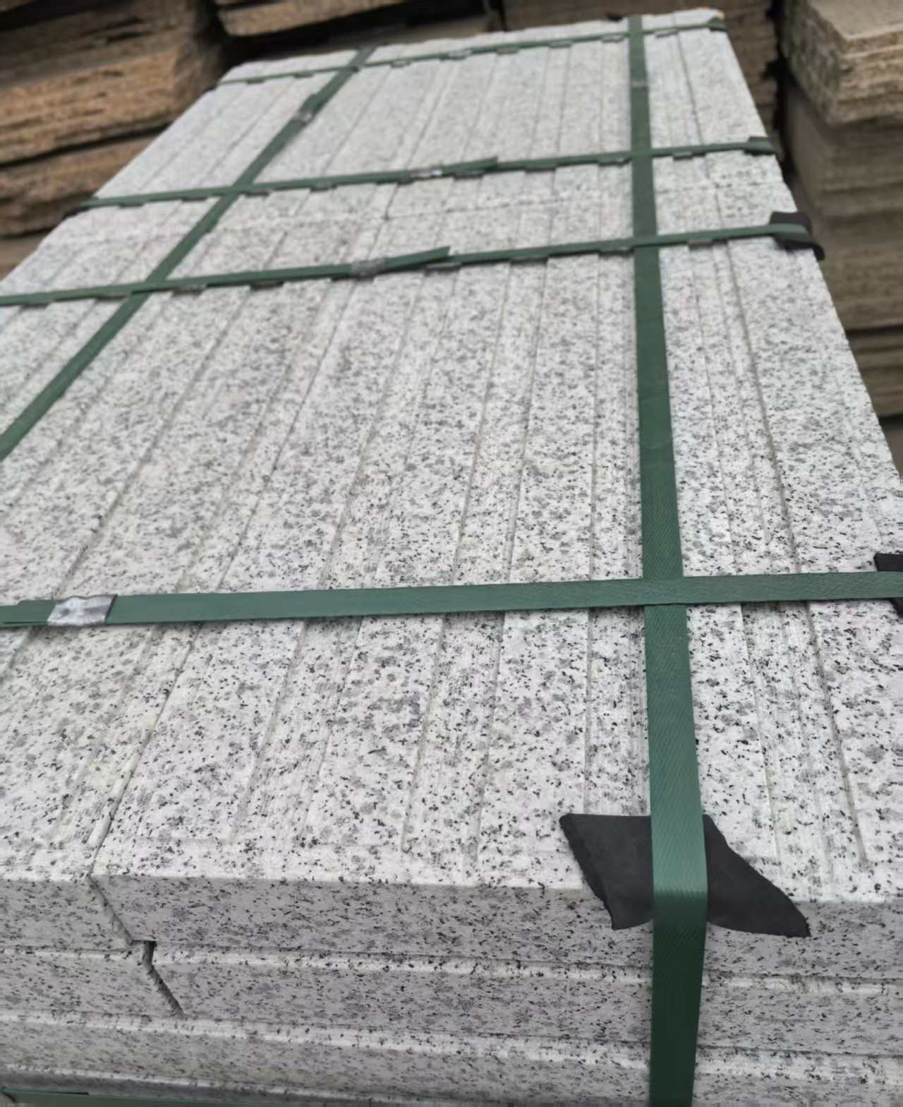 福州 白麻花岗岩直行盲道石，盲条，地铺石