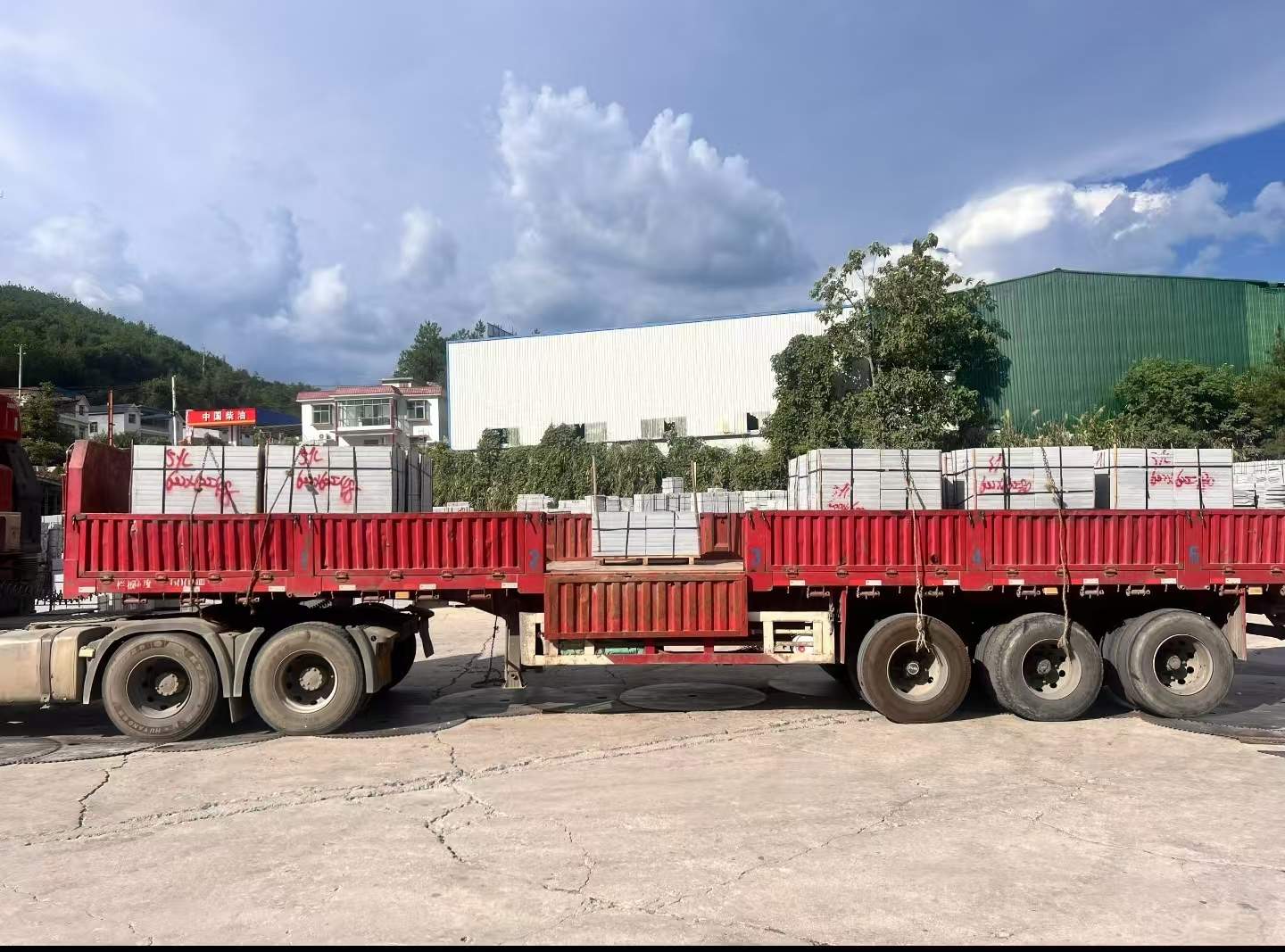 福州 芝麻灰花岗岩地铺石出货日常