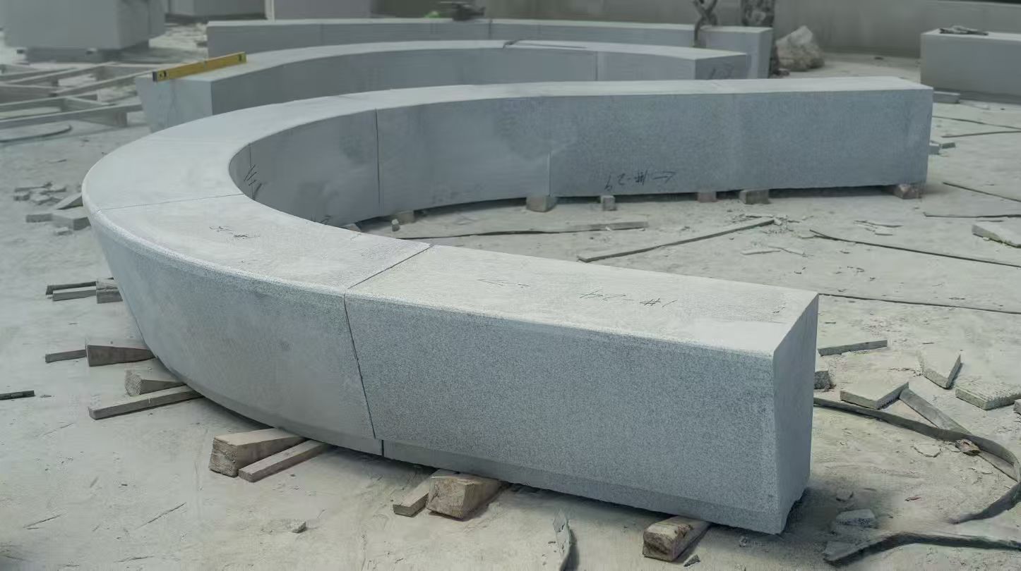 福州 芝麻白花岗岩光面弧形坐凳