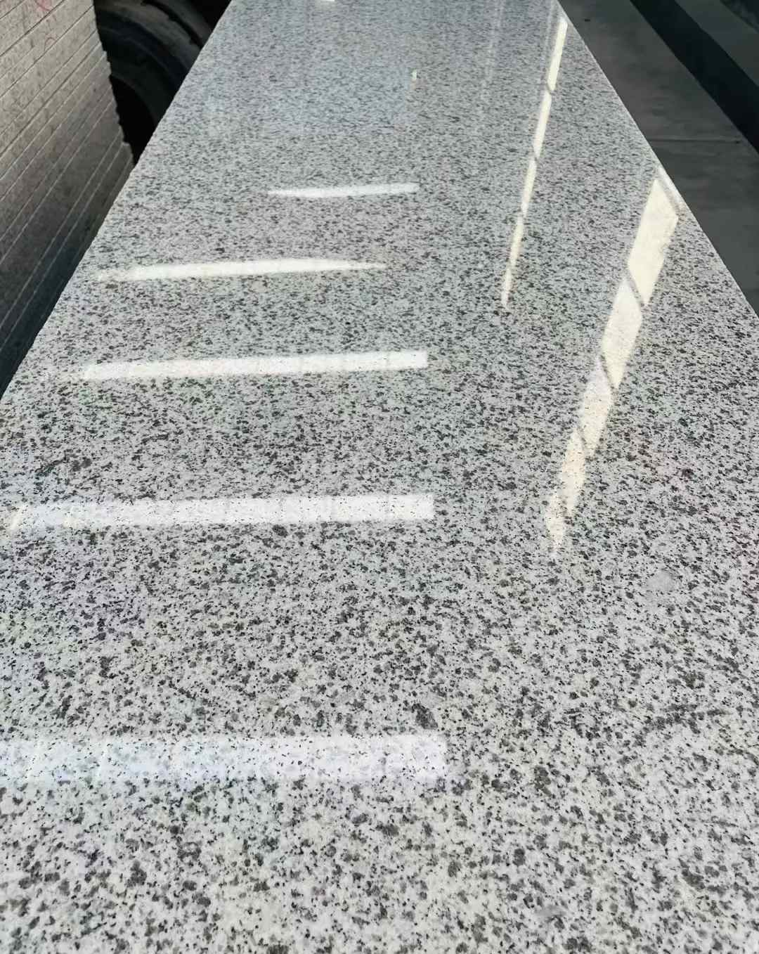 福州 白麻花岗岩光面毛板