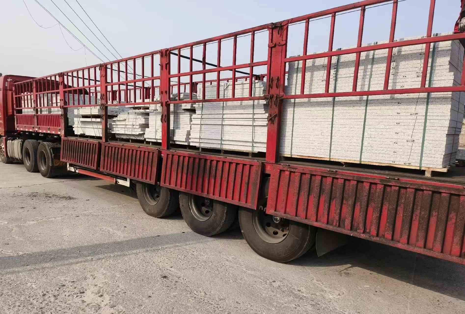 福州 白麻荔枝面外墙干挂，工厂装车日常