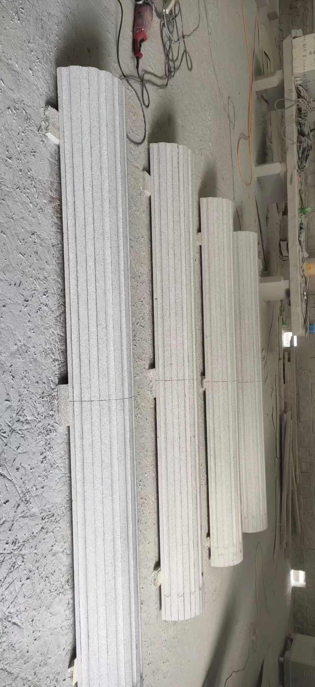 福州 花岗岩厂家带你看白麻花岗岩门楼大柱柱皮