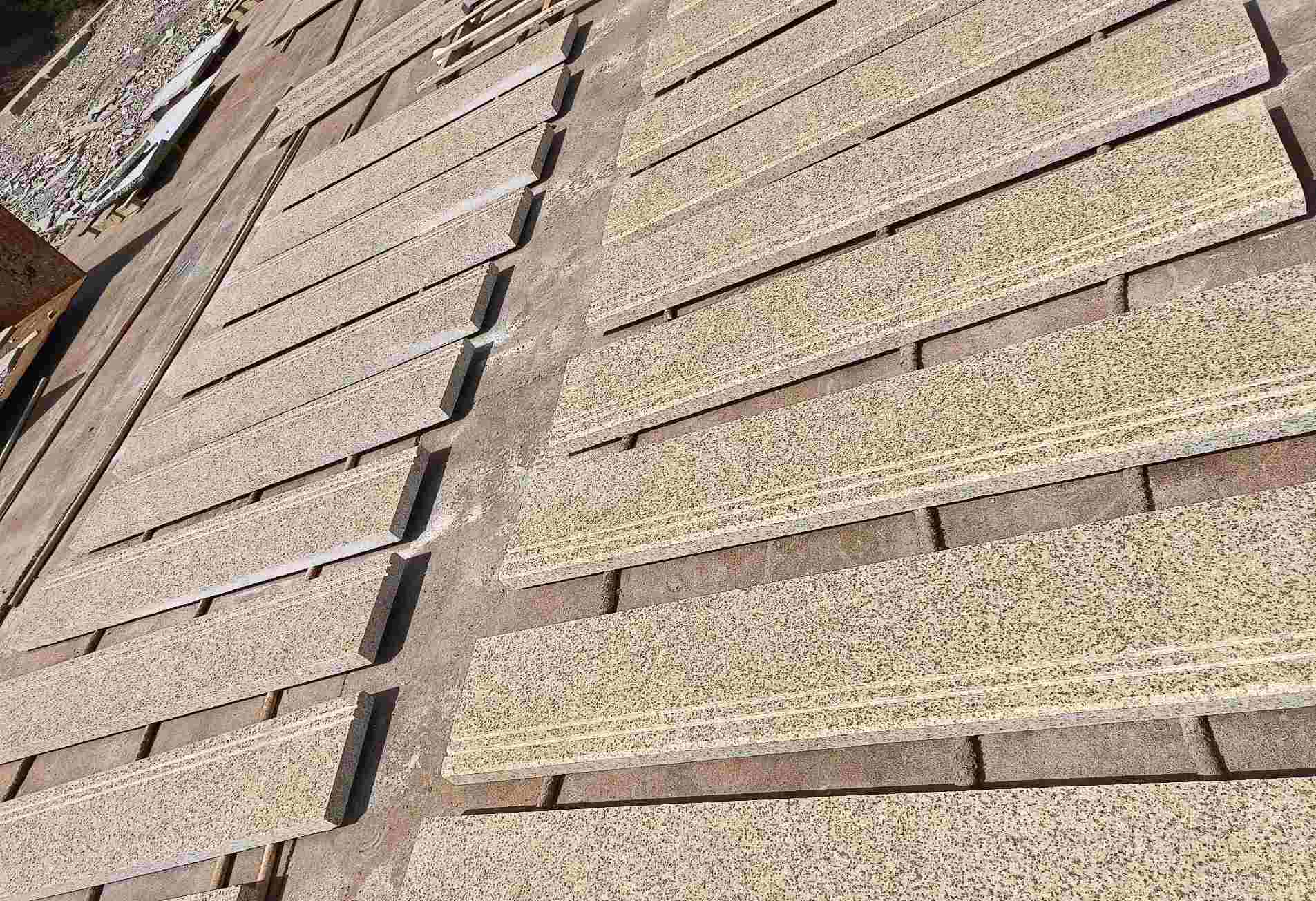 福州 黄金麻花岗岩光面楼梯踏步