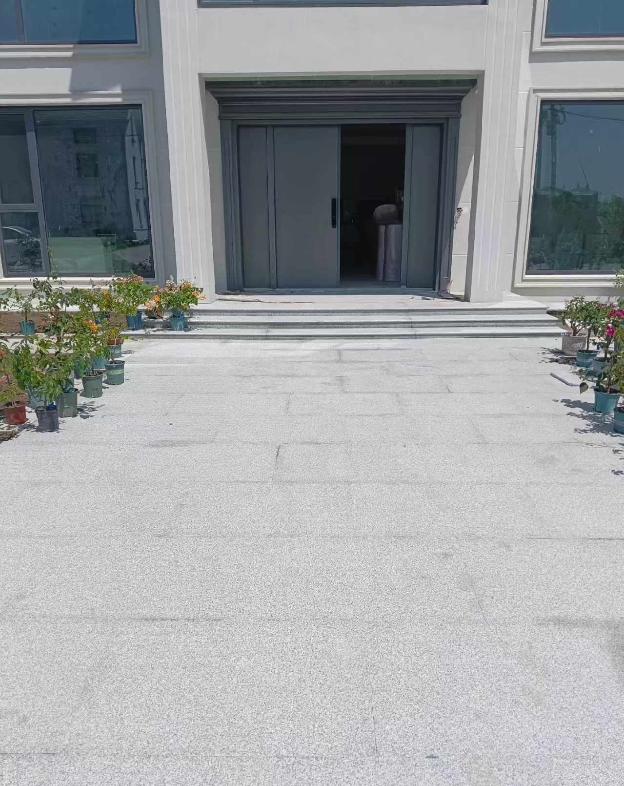 福州 芝麻白花岗岩地铺石地面铺装