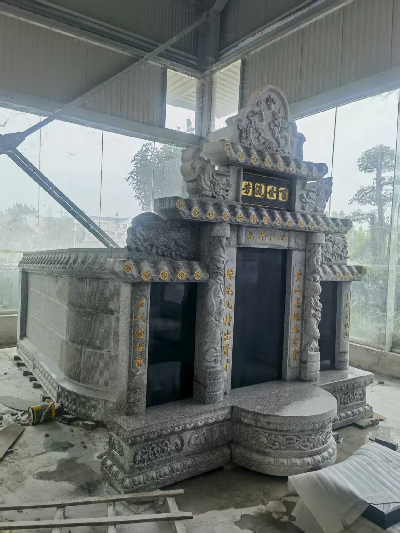 福州 芝麻白墓碑效果展示图